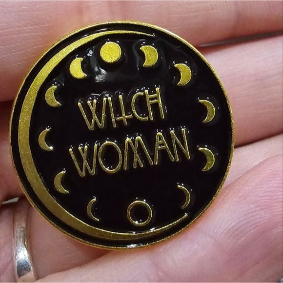 Metal Enamel Lapel Pin | Witch Women - A Gothic Universe - Lapel Pin