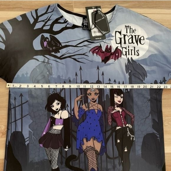 Best Witches Oversized Graphic Tee | Black Short Sleeves - The Grave Girls - Tops