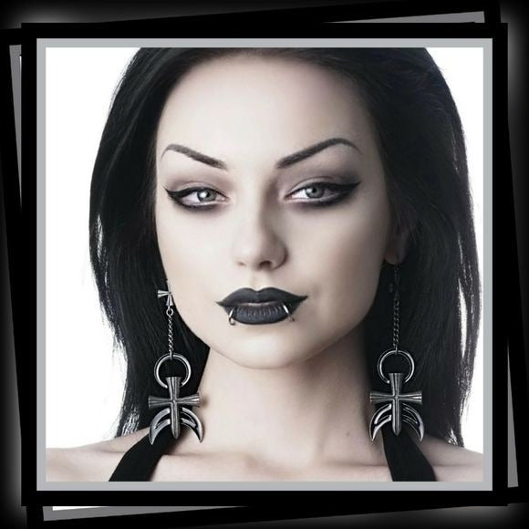 Statement Earrings | Stella Luna Star Moon Gothic Darkened Antique Silver - Killstar - Earrings