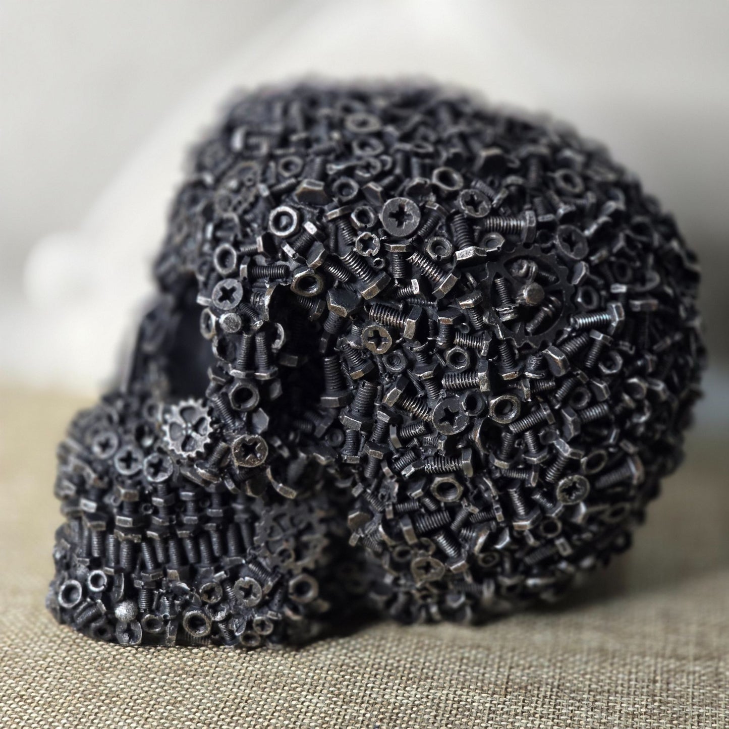 Metal 𝐿𝑜𝑜𝑘 Hardware Skull Sculpture - Unique Steampunk Decor Piece