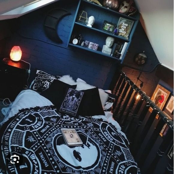 Lunar Spell Round Blanket | Contrasting Graphic Extra-soft Fleece - Killstar - Blankets