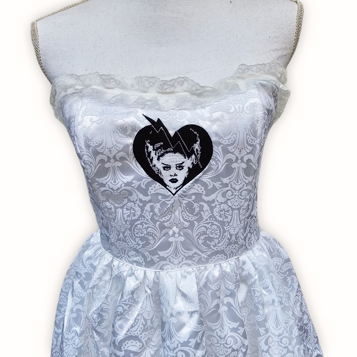 Brocade Print Costume Set | Death Do Us Part | White Strapless High-low Dress Set - Universal Monsters - Dresses